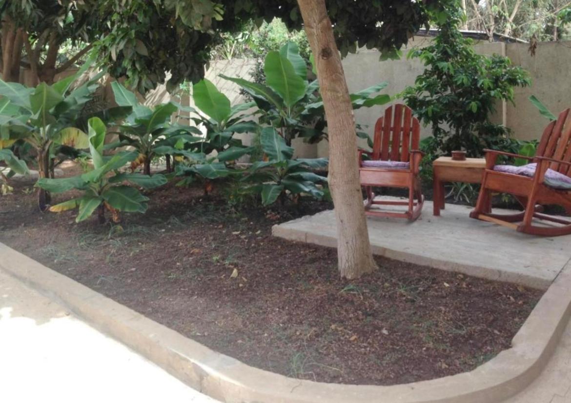 Summer Grove Villa Kololi Εξωτερικό φωτογραφία