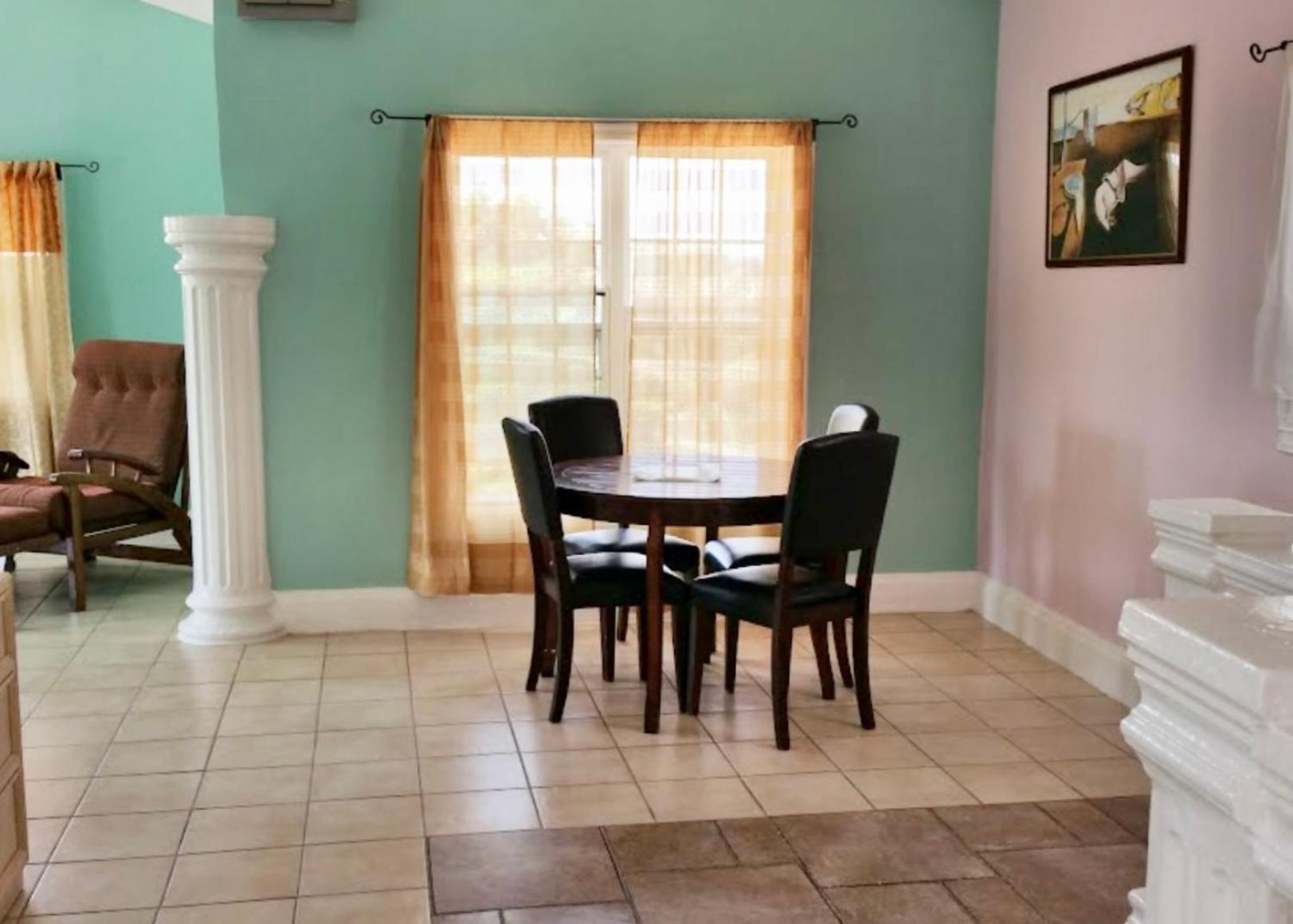 Summer Grove Villa Kololi Εξωτερικό φωτογραφία